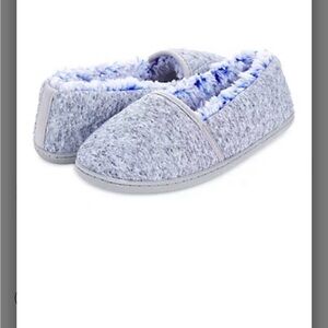 Floopi Women’s Cozy Gray Slippers with Blue Lining